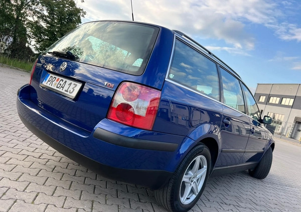 Volkswagen Passat cena 6500 przebieg: 217064, rok produkcji 2002 z Świdnica małe 254